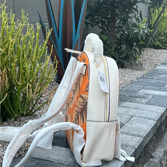 Coach Signature Jordyn Backpack Natural Banana Leaves Redwood Sunbeam Multi NWT - Picture 12 of 12